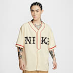 NIKE Life ヴィンテージスポーツトップス　ショートスリーブ Nike Life Men's Short-Sleeve Vintage Sport Top. Nike JP